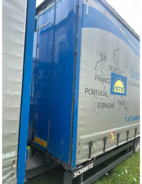 DAF XF 440 DAF XF 440 6x2 / SUPERSPACECAB / KOMBI MIT ANHANGER SCHMITZ 2016 / DURCHLADEN / 2 STUCK - Kamion sa ceradom: slika 3 DAF XF 440 DAF XF 440 6x2 / SUPERSPACECAB / KOMBI MIT ANHANGER SCHMITZ 2016 / DURCHLADEN / 2 STUCK - Kamion sa ceradom: slika 3