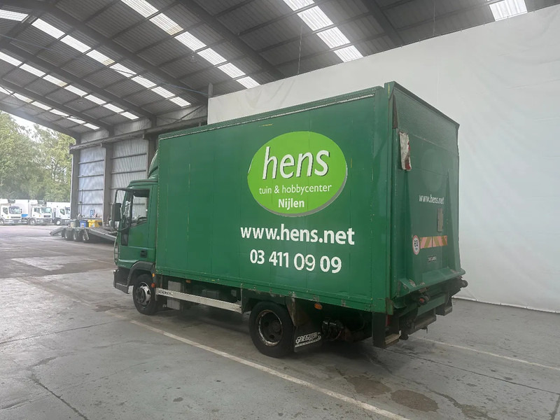 Iveco Eurocargo 80.18 EURO 3 - Kamion sa zatvorenim sandukom: slika 4 Iveco Eurocargo 80.18 EURO 3 - Kamion sa zatvorenim sandukom: slika 4