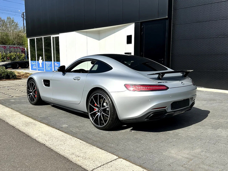 Mercedes-Benz AMG GT S / V8 4.0 L Biturbo (M178) - Coupe: slika 4 Mercedes-Benz AMG GT S / V8 4.0 L Biturbo (M178) - Coupe: slika 4