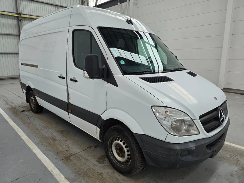 Mercedes-Benz Sprinter 313 CDI / AIRCO L2H2 - Furgon, Dostavno vozilo sa duplom kabinom: slika 3 Mercedes-Benz Sprinter 313 CDI / AIRCO L2H2 - Furgon, Dostavno vozilo sa duplom kabinom: slika 3