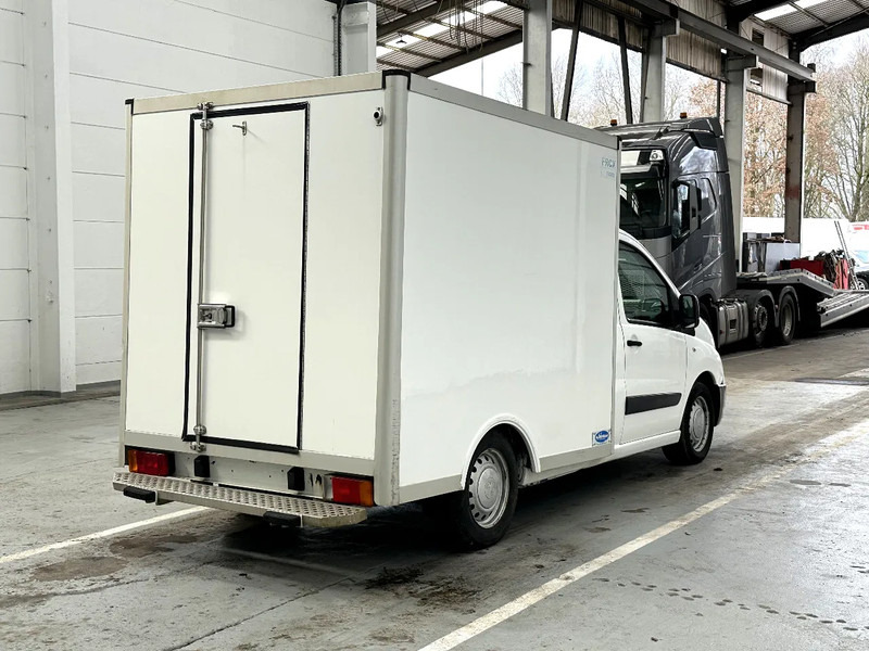 Peugeot Expert FRIGO / DIESEL - Dostavno vozilo hladnjača, Dostavno vozilo sa duplom kabinom: slika 5 Peugeot Expert FRIGO / DIESEL - Dostavno vozilo hladnjača, Dostavno vozilo sa duplom kabinom: slika 5