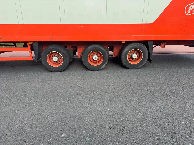 Schmitz Cargobull SKO24 - Poluprikolica sa zatvorenim sandukom: slika 2 Schmitz Cargobull SKO24 - Poluprikolica sa zatvorenim sandukom: slika 2