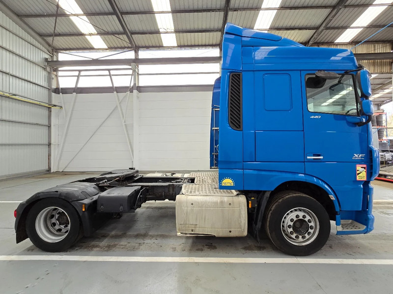 DAF XF 440 EURO 6 / AIRCO - Tegljač: slika 4 DAF XF 440 EURO 6 / AIRCO - Tegljač: slika 4