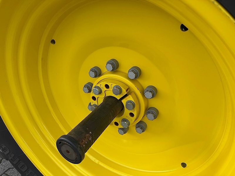 John Deere 6R130 AP 50KM + VOORLADER 2025 225 UUR STEEKASSEN!!! - Traktor: slika 5 John Deere 6R130 AP 50KM + VOORLADER 2025 225 UUR STEEKASSEN!!! - Traktor: slika 5