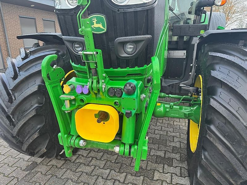 John Deere 6R185 AP 50KM COMMAND-PRO NIEUWE WIELEN!!! - Traktor: slika 2 John Deere 6R185 AP 50KM COMMAND-PRO NIEUWE WIELEN!!! - Traktor: slika 2