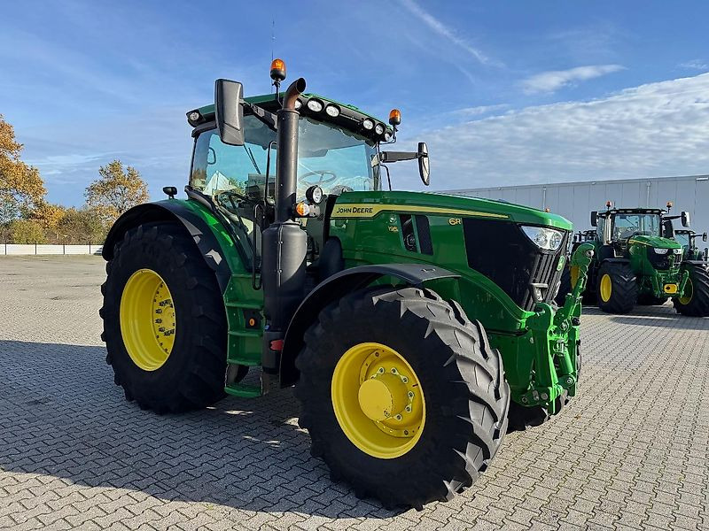 John Deere 6R195 AP 50KM COMMAND-PRO 2023!! - Traktor: slika 2 John Deere 6R195 AP 50KM COMMAND-PRO 2023!! - Traktor: slika 2