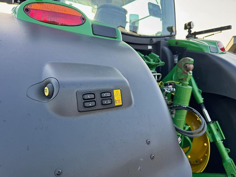 John Deere 6R195 AP 50KM COMMAND-PRO G5-PLUS 2024 705 UUR!!! - Traktor: slika 5 John Deere 6R195 AP 50KM COMMAND-PRO G5-PLUS 2024 705 UUR!!! - Traktor: slika 5
