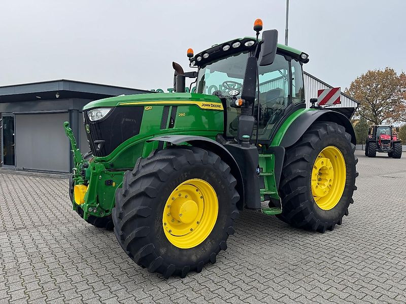 John Deere 6R250 AP 50KM COMMAND-PRO FH+FA 2022 2800 UUR!!! - Traktor: slika 1 John Deere 6R250 AP 50KM COMMAND-PRO FH+FA 2022 2800 UUR!!! - Traktor: slika 1