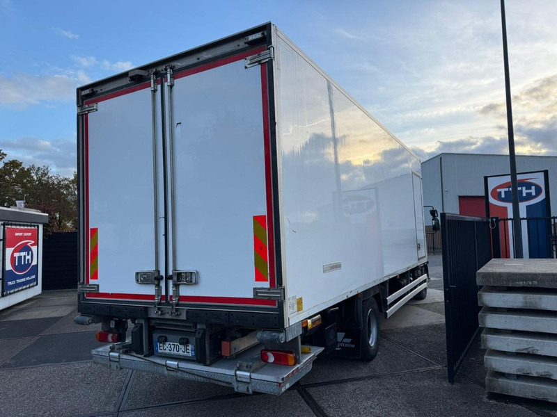 Renault D210.14 Frigobox Multitemp + Taillift THERMO KING T800R - Hladnjača: slika 3 Renault D210.14 Frigobox Multitemp + Taillift THERMO KING T800R - Hladnjača: slika 3