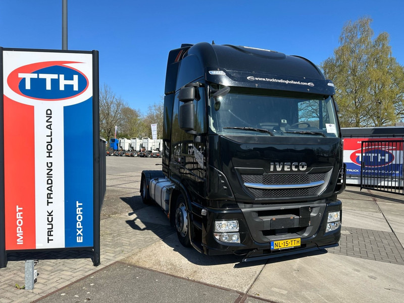 Iveco AS440S46T/FP-LT HI-WAY 2x fueltank height adjustable 5th wheel - Tegljač: slika 1 Iveco AS440S46T/FP-LT HI-WAY 2x fueltank height adjustable 5th wheel - Tegljač: slika 1
