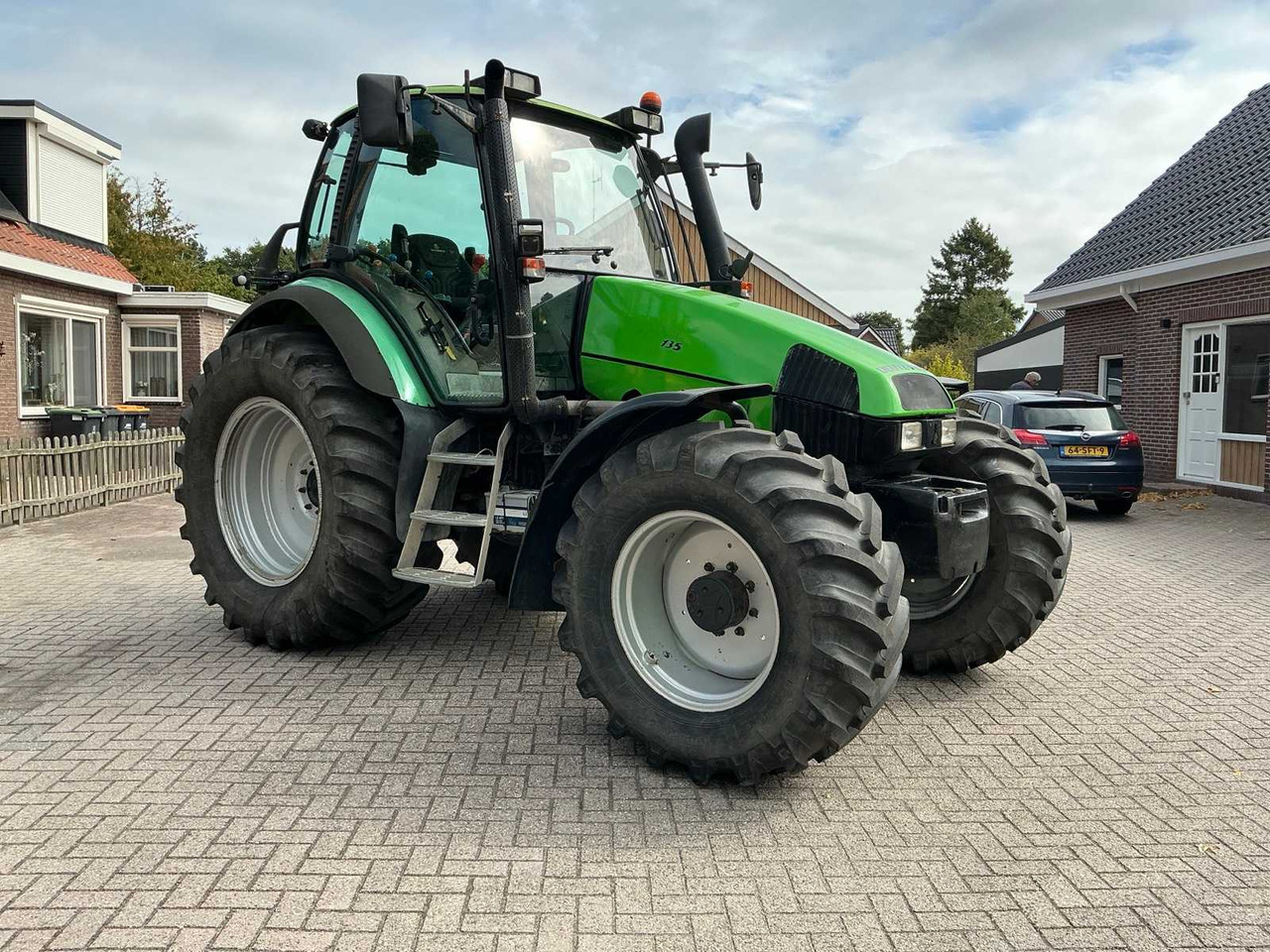 1998 DEUTZ-FAHR AGROTRON 135 MK 2 ALL-WHEEL DRIVE FARM TRACTOR - Traktor: slika 4 1998 DEUTZ-FAHR AGROTRON 135 MK 2 ALL-WHEEL DRIVE FARM TRACTOR - Traktor: slika 4