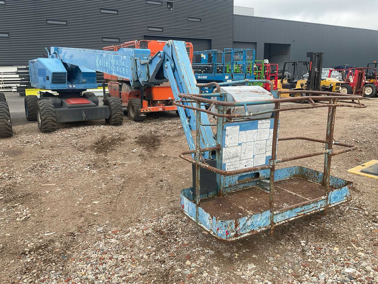 2007 AICHI SP21AJ TELESCOPIC BOOM LIFT - Vazdušna platforma: slika 4 2007 AICHI SP21AJ TELESCOPIC BOOM LIFT - Vazdušna platforma: slika 4