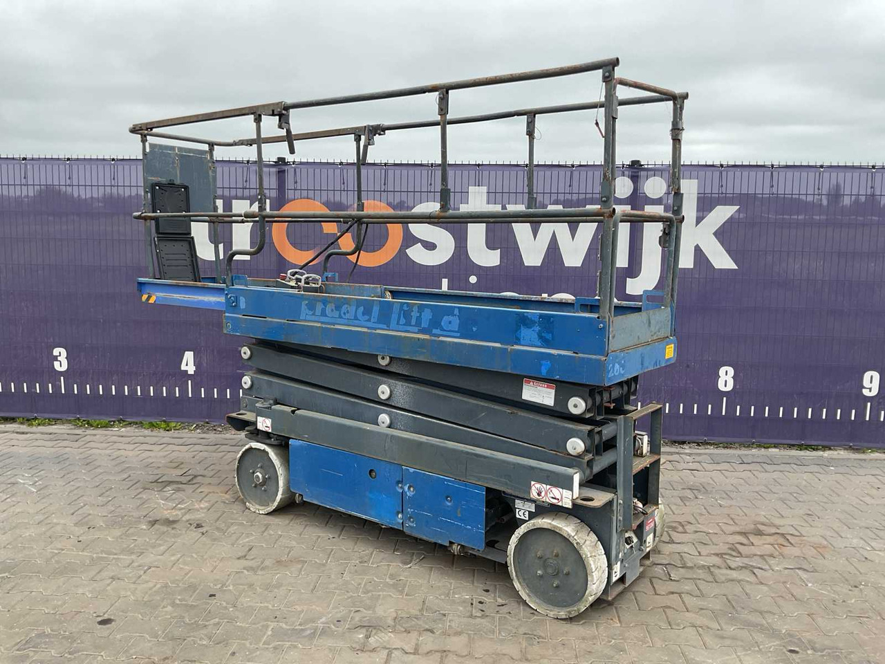 2008 - AICHI - SV060NL - SCISSOR LIFT - Vazdušna platforma: slika 4 2008 - AICHI - SV060NL - SCISSOR LIFT - Vazdušna platforma: slika 4