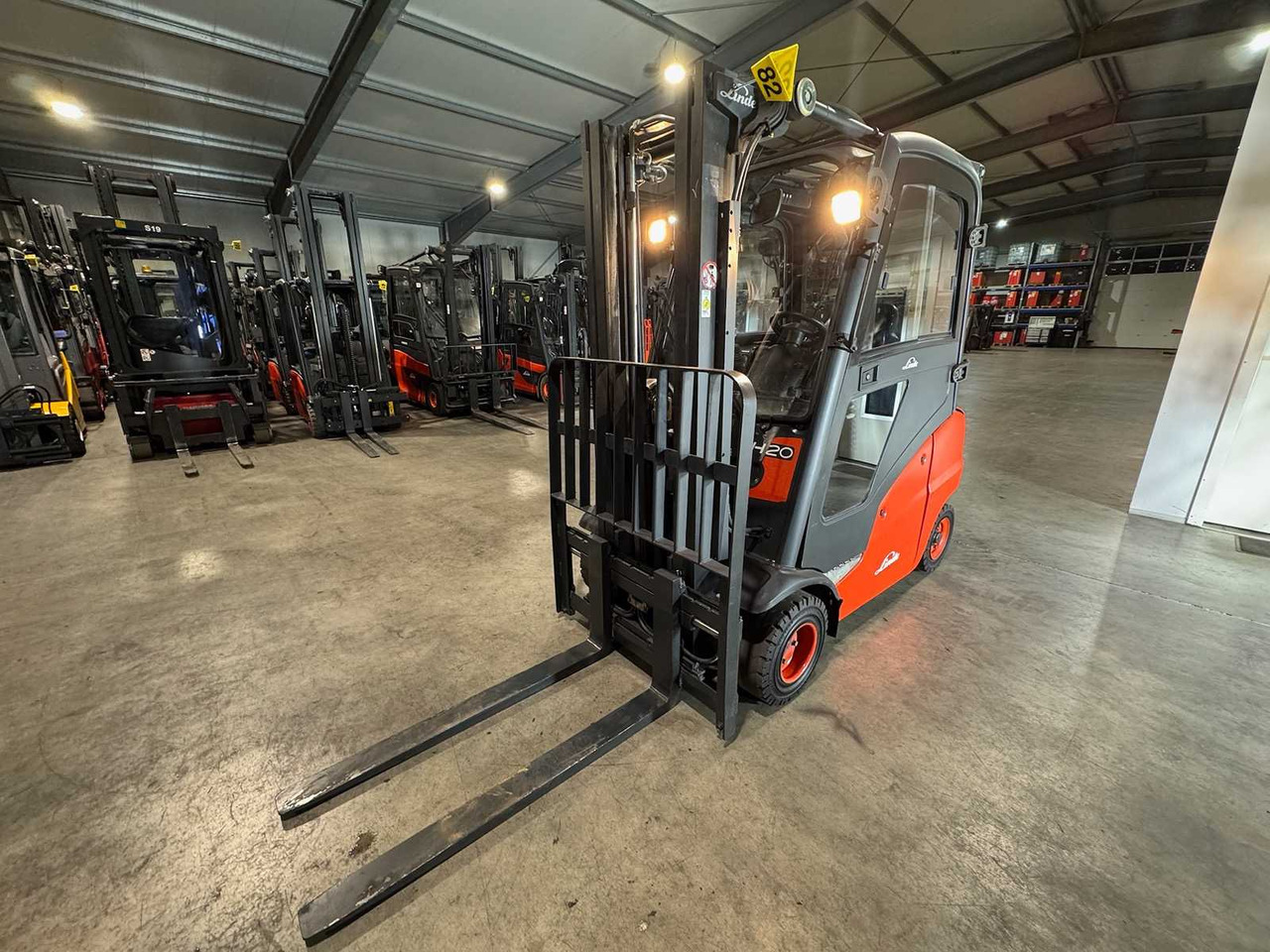 2008 SERVICE + UVV 10/2026 LINDE H20T 2,000KG TRIPLEX GAS FORKLIFT FORKLIFT 11,735 HOURS - Viljuškar: slika 4 2008 SERVICE + UVV 10/2026 LINDE H20T 2,000KG TRIPLEX GAS FORKLIFT FORKLIFT 11,735 HOURS - Viljuškar: slika 4