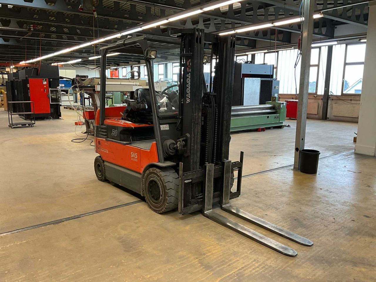 2008 TOYOTA 7FBMF30 ELECTRICAL FORKLIFT - Viljuškar: slika 3 2008 TOYOTA 7FBMF30 ELECTRICAL FORKLIFT - Viljuškar: slika 3