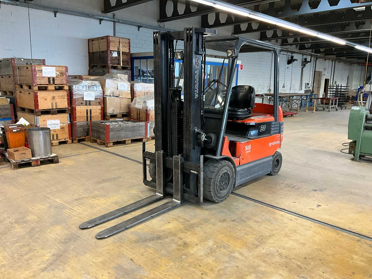 2008 TOYOTA 7FBMF30 ELECTRICAL FORKLIFT - Viljuškar: slika 1 2008 TOYOTA 7FBMF30 ELECTRICAL FORKLIFT - Viljuškar: slika 1