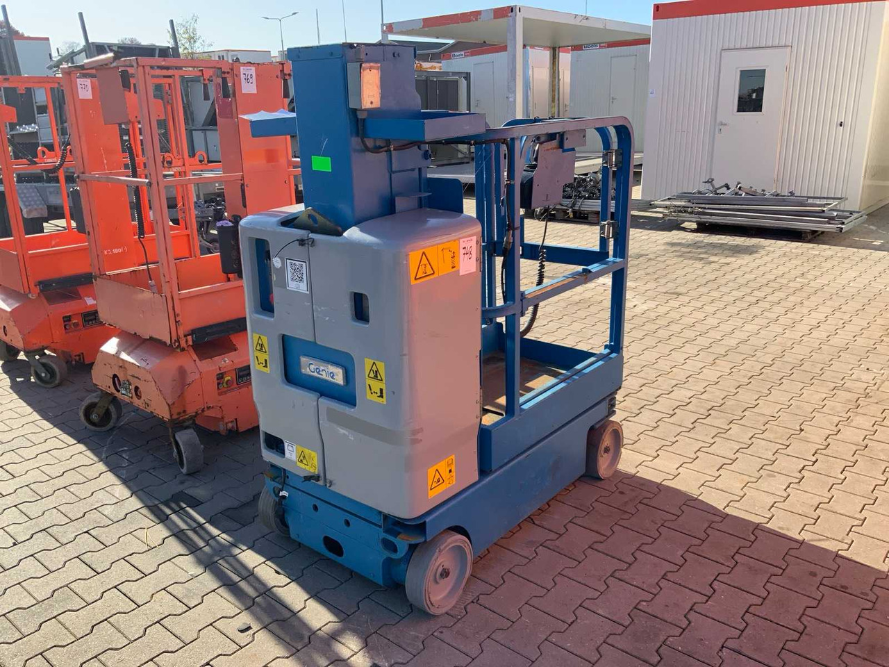 2011 GENIE GRC-12 AERIAL PLATFORM / PASSENGER LIFT - Vazdušna platforma: slika 4 2011 GENIE GRC-12 AERIAL PLATFORM / PASSENGER LIFT - Vazdušna platforma: slika 4