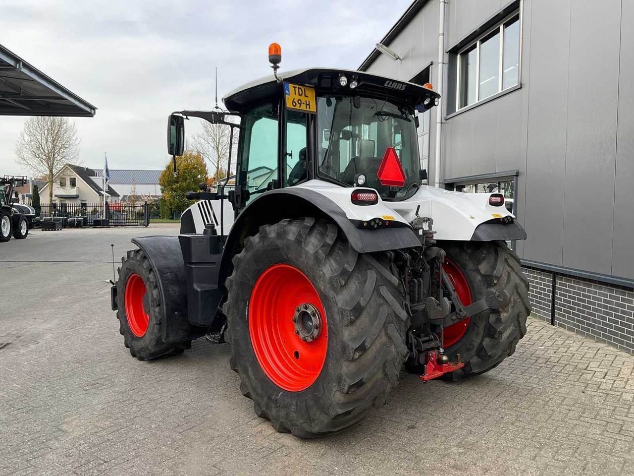 Traktor 2013 CLAAS ARION 630 ALL-WHEEL DRIVE FARM TRACTOR: slika 7