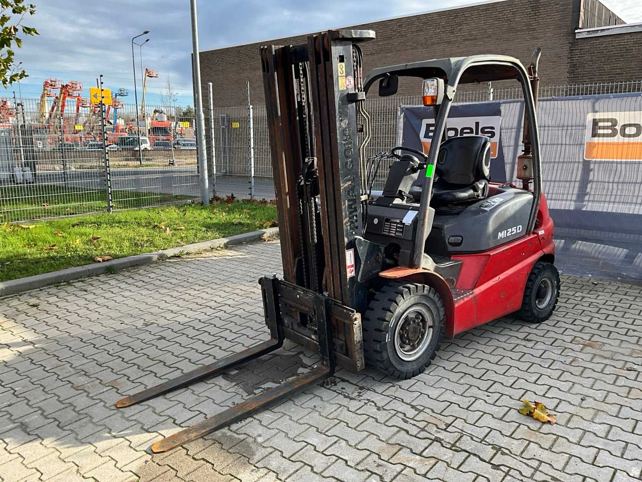 2013 MANITOU MI25D FORKLIFT - Viljuškar: slika 1 2013 MANITOU MI25D FORKLIFT - Viljuškar: slika 1