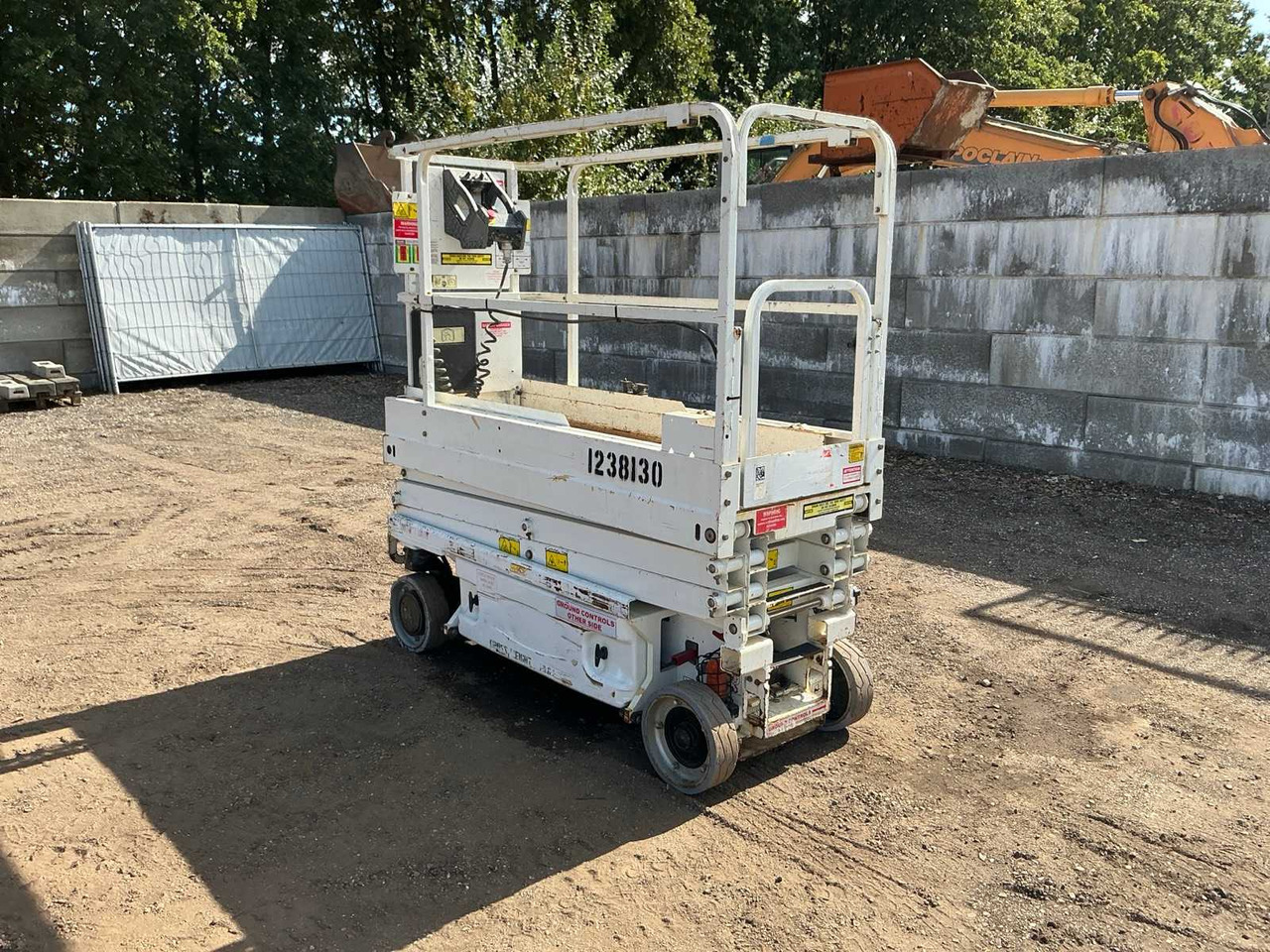 2015 JLG 1930ES SCISSOR LIFT - Vazdušna platforma: slika 3 2015 JLG 1930ES SCISSOR LIFT - Vazdušna platforma: slika 3