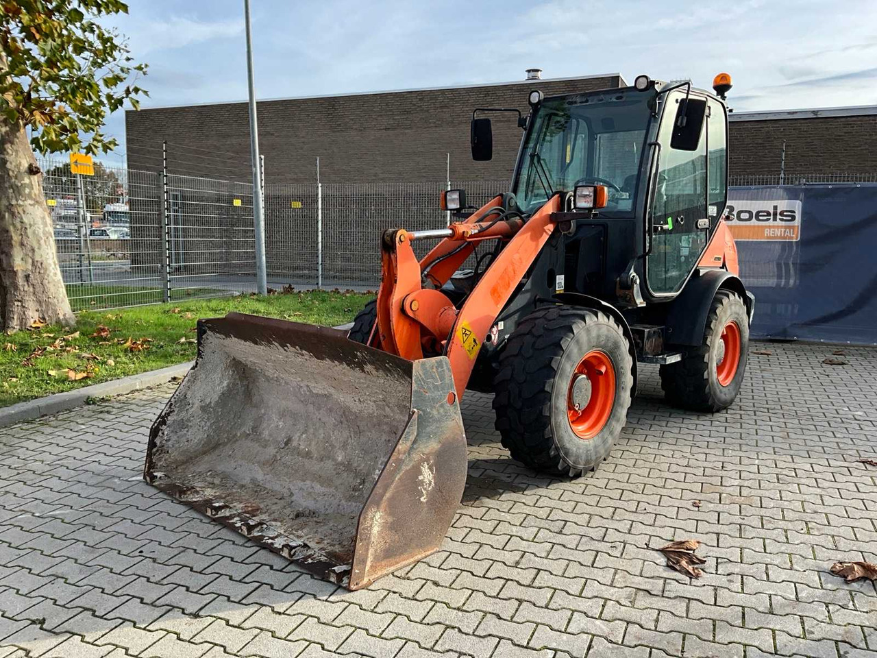 2015 KOMATSU WA-70-7 ARTICULATED WHEEL LOADER 4X4 - Utovarivač točkaš: slika 2 2015 KOMATSU WA-70-7 ARTICULATED WHEEL LOADER 4X4 - Utovarivač točkaš: slika 2