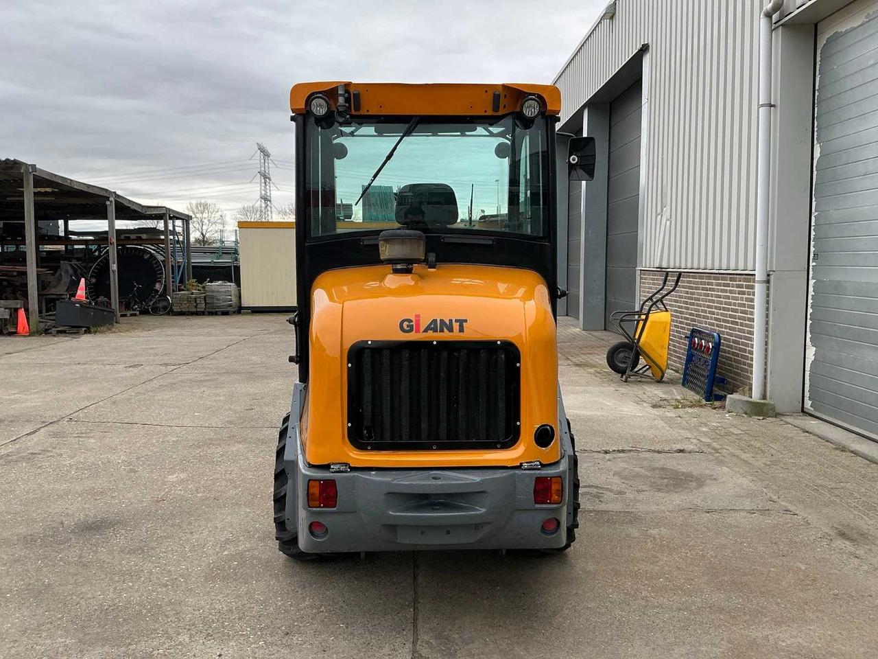 2016 GIANT V4502-T SHOVEL - Utovarivač točkaš: slika 4 2016 GIANT V4502-T SHOVEL - Utovarivač točkaš: slika 4