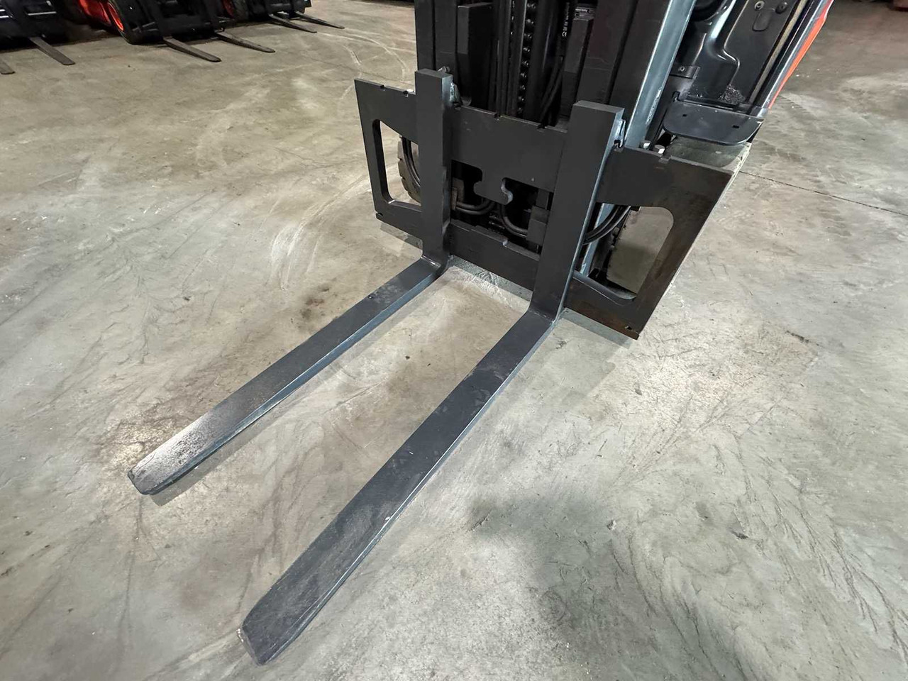 Viljuškar 2016 SERVICE + UVV 10/2026 LINDE E30L 3.000KG EVO TRIPLEX 3.+4.: slika 9 Viljuškar 2016 SERVICE + UVV 10/2026 LINDE E30L 3.000KG EVO TRIPLEX 3.+4.: slika 9