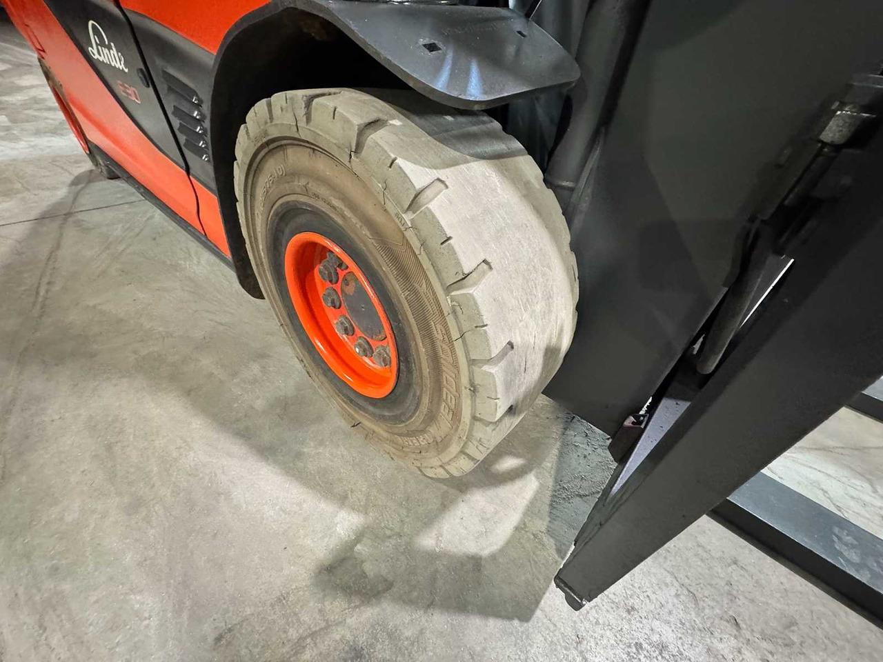 Viljuškar 2016 SERVICE + UVV 10/2026 LINDE E30L 3.000KG EVO TRIPLEX 3.+4.: slika 11 Viljuškar 2016 SERVICE + UVV 10/2026 LINDE E30L 3.000KG EVO TRIPLEX 3.+4.: slika 11