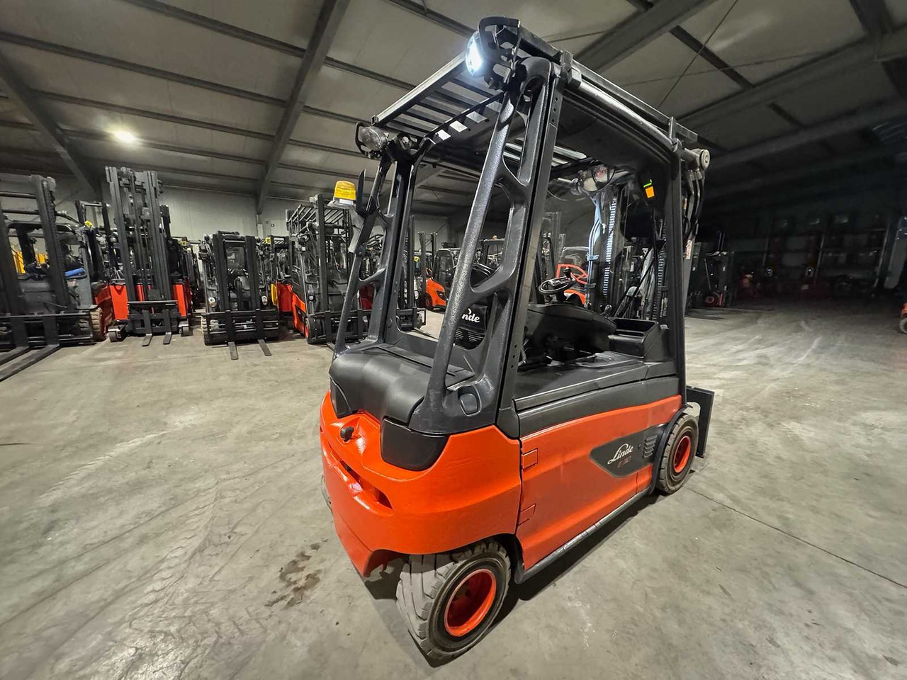 Viljuškar 2016 SERVICE + UVV 10/2026 LINDE E30L 3.000KG EVO TRIPLEX 3.+4.: slika 7 Viljuškar 2016 SERVICE + UVV 10/2026 LINDE E30L 3.000KG EVO TRIPLEX 3.+4.: slika 7