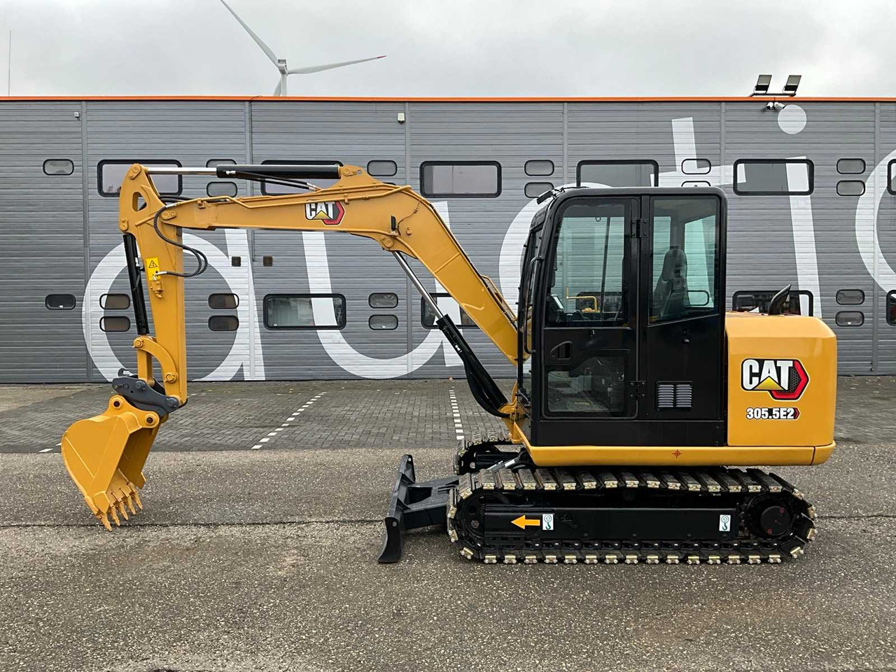 2018 CAT 305.5E2 MIDI EXCAVATOR - Bager: slika 2 2018 CAT 305.5E2 MIDI EXCAVATOR - Bager: slika 2