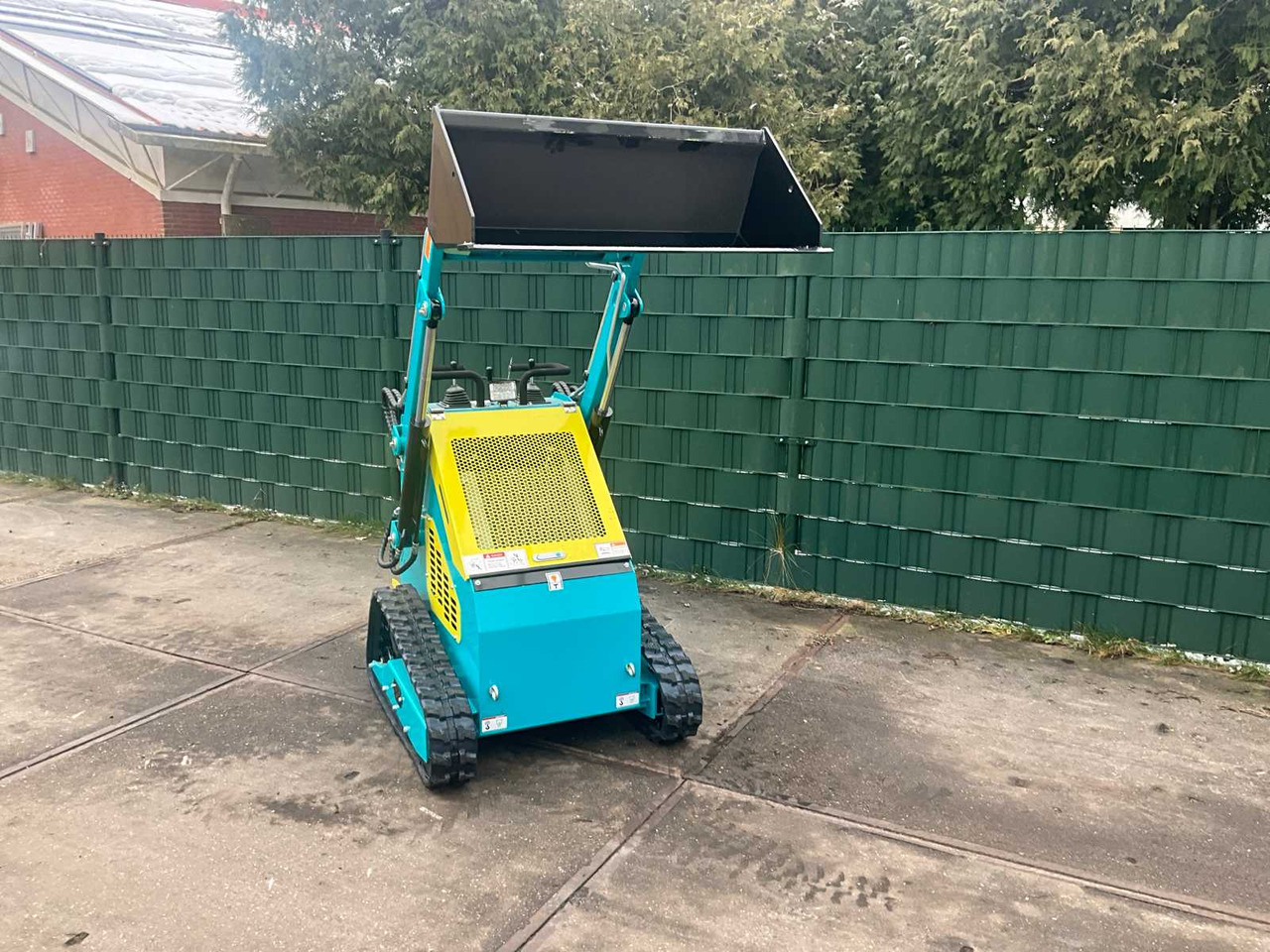 2025 - HH - LY-350 - SKID STEER LOADER - Kompaktni utovarivač guseničar: slika 5 2025 - HH - LY-350 - SKID STEER LOADER - Kompaktni utovarivač guseničar: slika 5