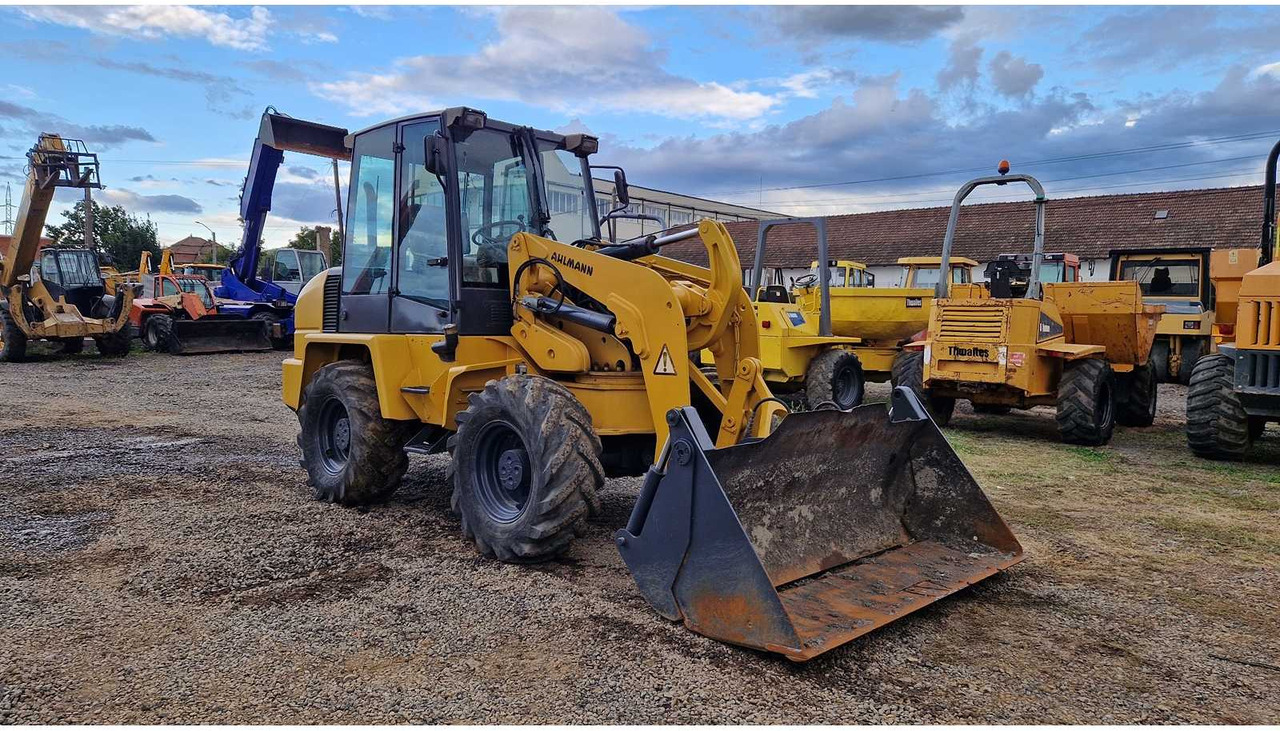 AHLMANN - AS85 - SHOVEL - 2001 - Utovarivač točkaš: slika 1 AHLMANN - AS85 - SHOVEL - 2001 - Utovarivač točkaš: slika 1