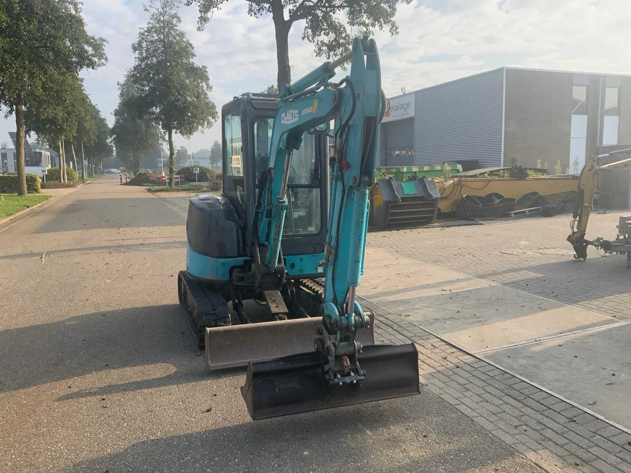 Airman AX30U-4 - Mini bager: slika 5 Airman AX30U-4 - Mini bager: slika 5