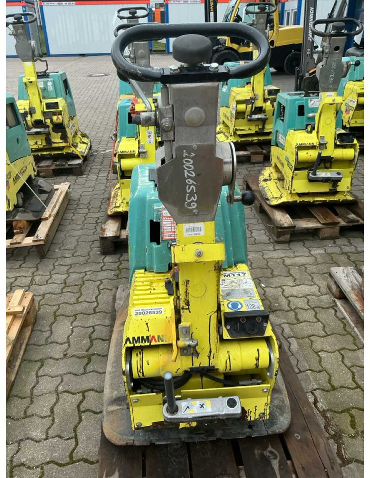 Ammann APH 50/75 - Vibraciona ploča: slika 2 Ammann APH 50/75 - Vibraciona ploča: slika 2