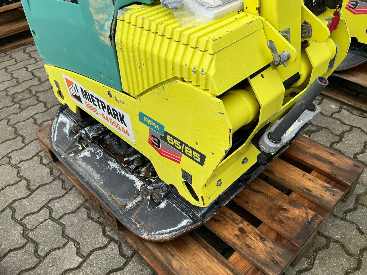 Vibraciona ploča Ammann APH 65/85: slika 6 Vibraciona ploča Ammann APH 65/85: slika 6