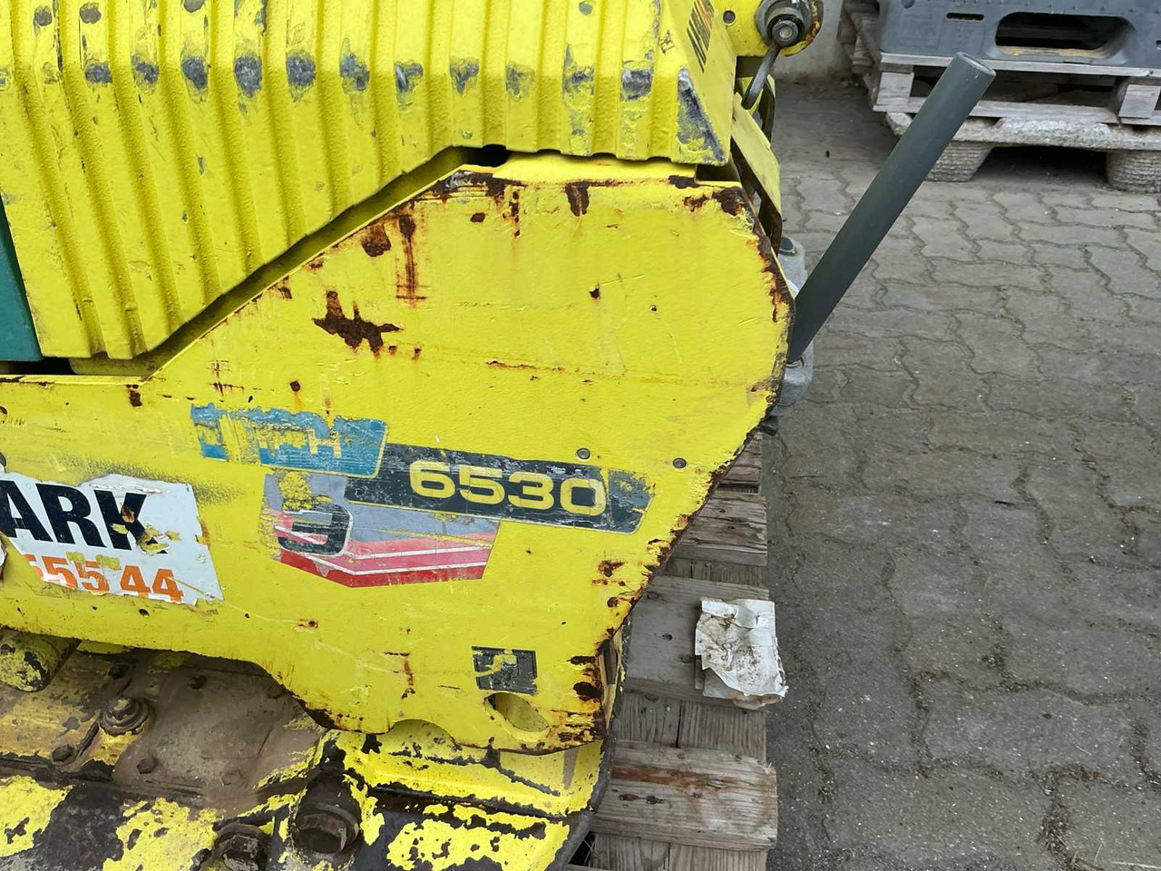 Ammann APH 6530 - Vibraciona ploča: slika 4 Ammann APH 6530 - Vibraciona ploča: slika 4