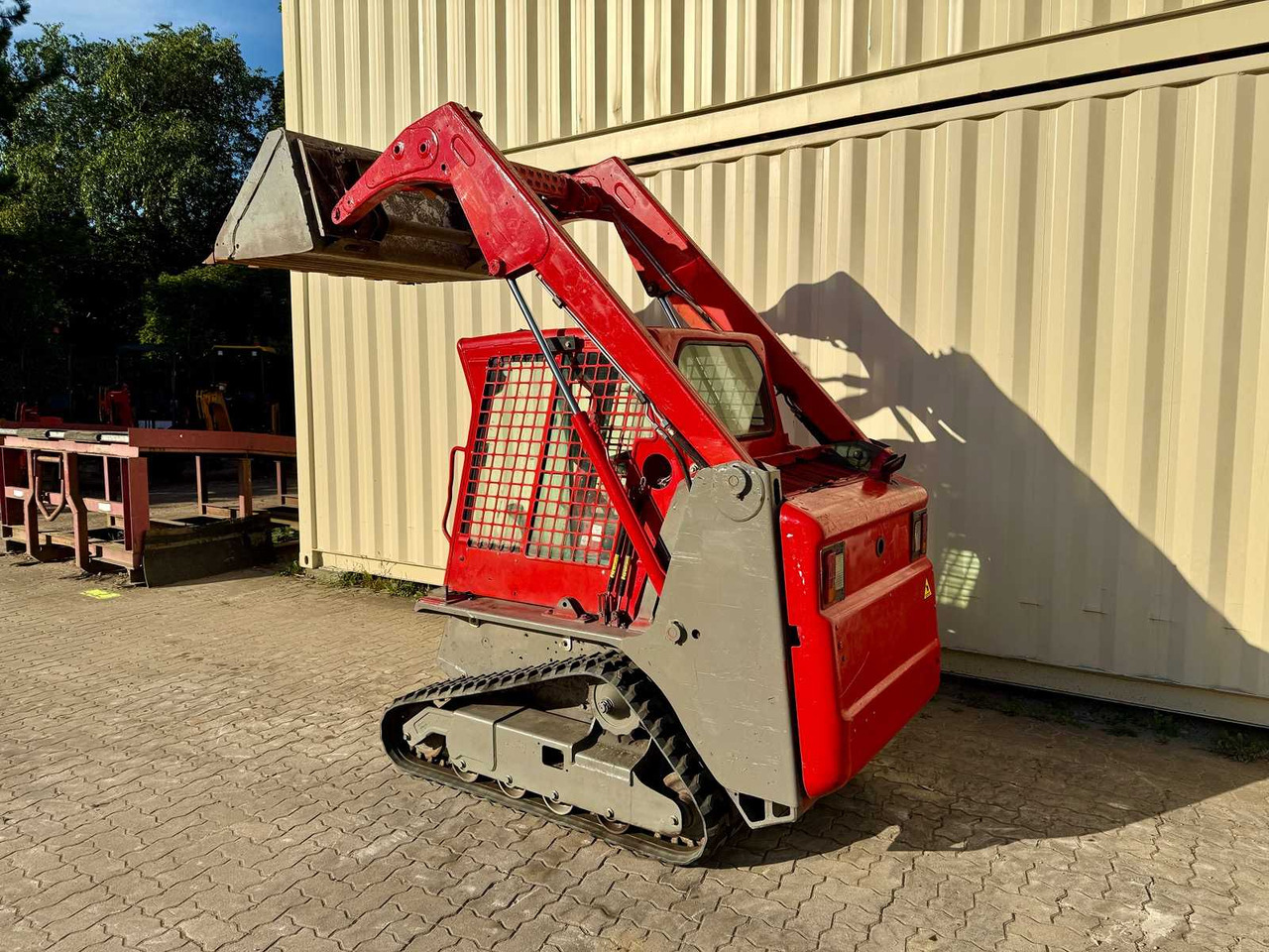 BOBCAT - T110 - 2017 - SKID STEER LOADER - Kompaktni utovarivač guseničar: slika 2 BOBCAT - T110 - 2017 - SKID STEER LOADER - Kompaktni utovarivač guseničar: slika 2