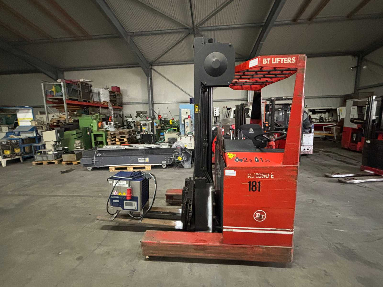 BT BT RT 1350 E REACH FORKLIFT - Viljuškar: slika 1 BT BT RT 1350 E REACH FORKLIFT - Viljuškar: slika 1