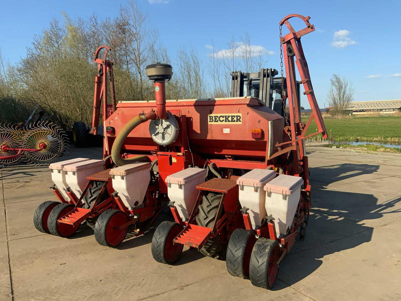 Becker Aeromat T6Z - Oprema za setvu: slika 3 Becker Aeromat T6Z - Oprema za setvu: slika 3