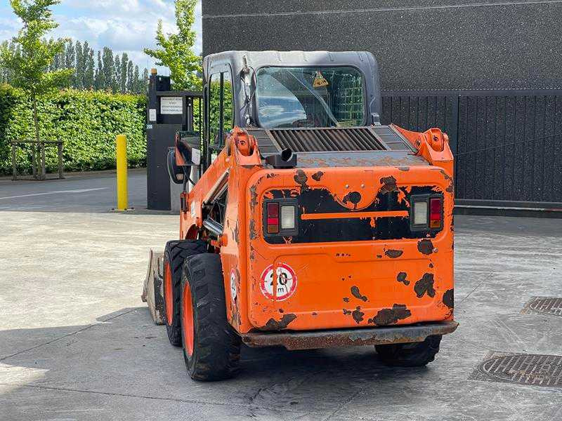 Bobcat S450 - Mini utovarivač: slika 2 Bobcat S450 - Mini utovarivač: slika 2