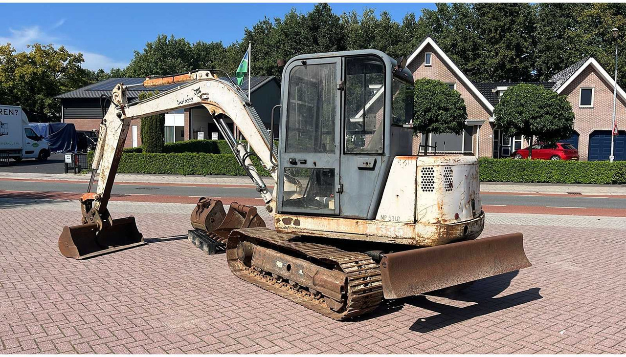 Bobcat X335 - Bager guseničar: slika 1 Bobcat X335 - Bager guseničar: slika 1
