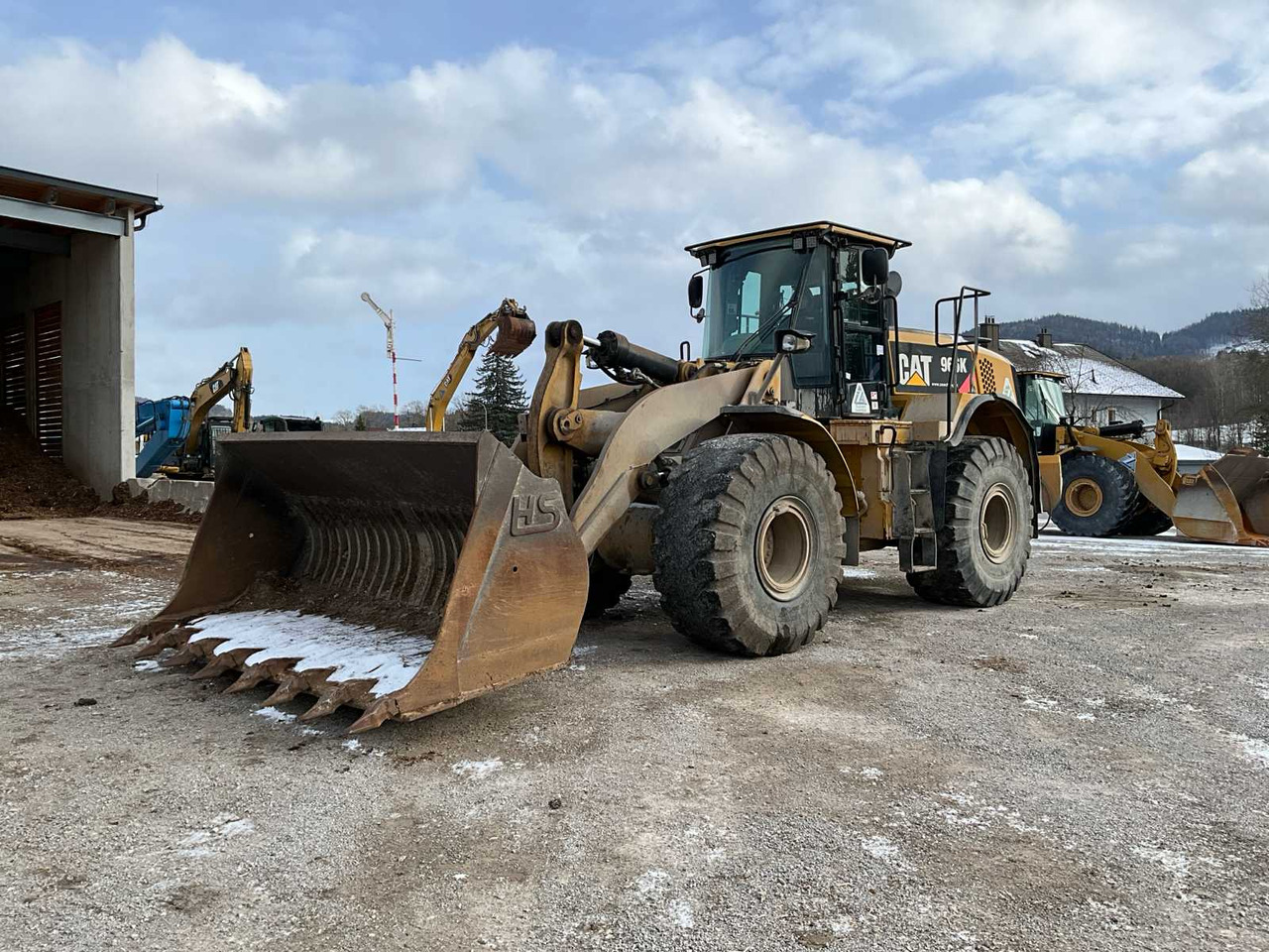 CAT 966K - Utovarivač točkaš: slika 3 CAT 966K - Utovarivač točkaš: slika 3