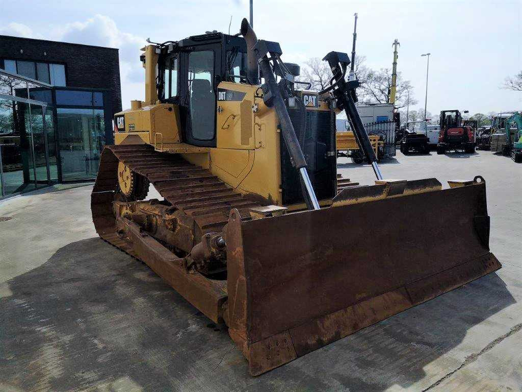 CATERPILLAR D6T LGP - Buldožer: slika 4 CATERPILLAR D6T LGP - Buldožer: slika 4