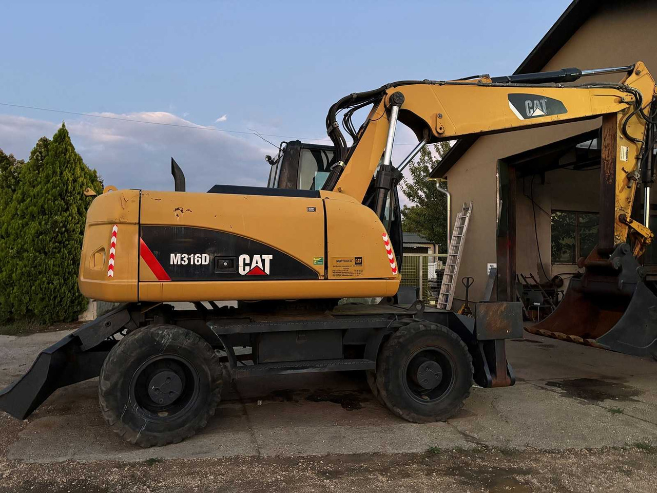 Caterpillar M316D - Bager točkaš: slika 1 Caterpillar M316D - Bager točkaš: slika 1