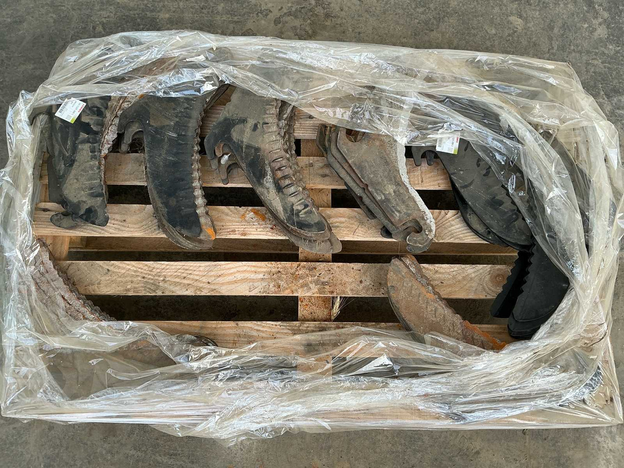 Claas 0013252880 - Prikolica sa automatskim punjenjem: slika 1 Claas 0013252880 - Prikolica sa automatskim punjenjem: slika 1