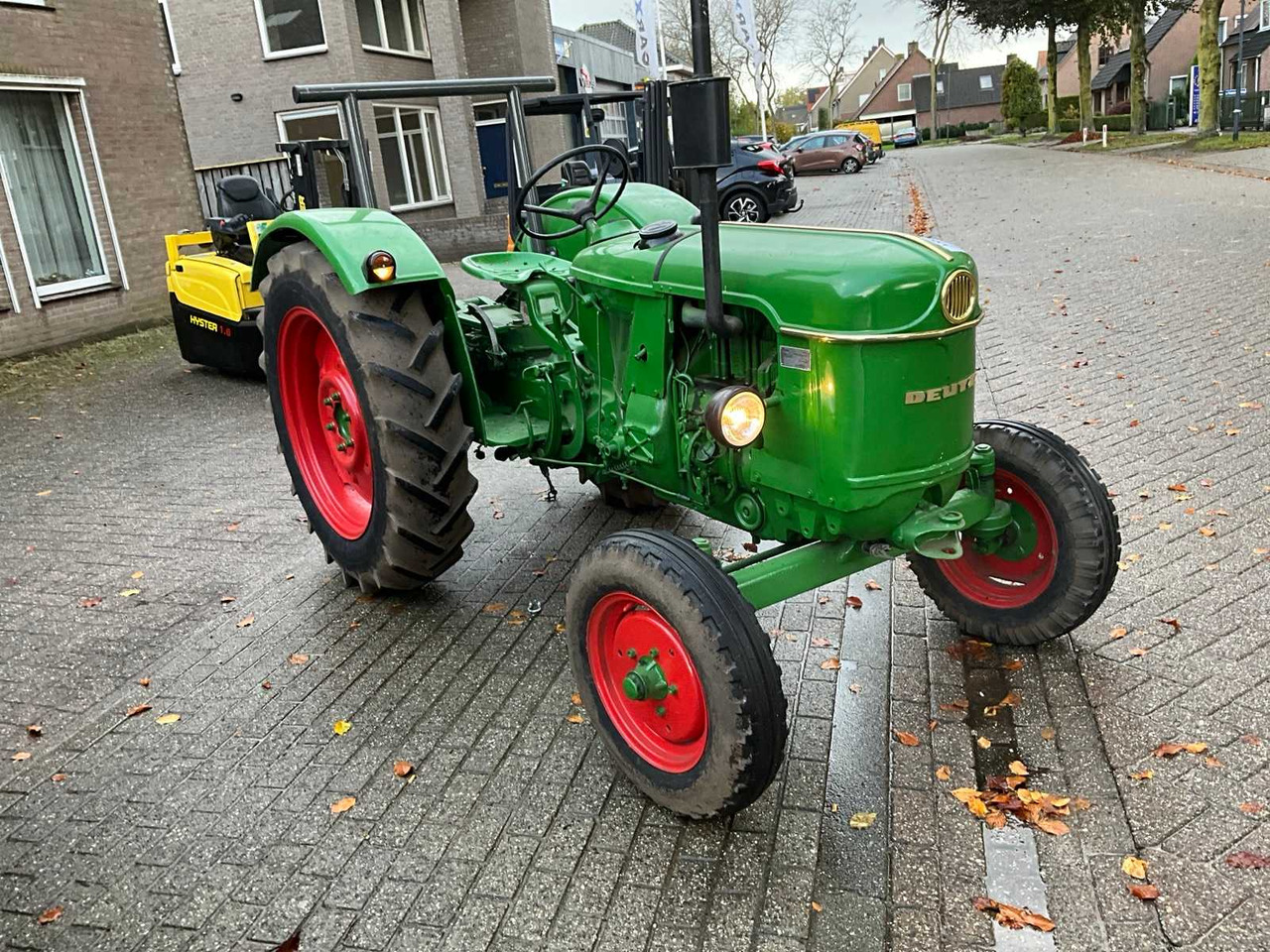 Deutz D30-NG/NFG - Traktor: slika 4 Deutz D30-NG/NFG - Traktor: slika 4