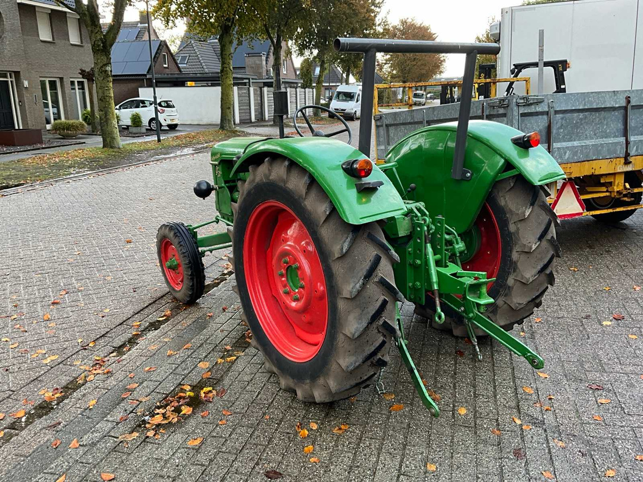 Deutz D30-NG/NFG - Traktor: slika 2 Deutz D30-NG/NFG - Traktor: slika 2