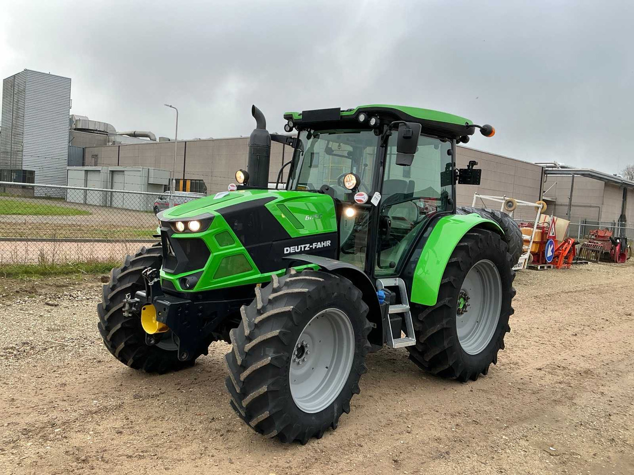 Deutz-Fahr 6115C - Traktor: slika 2 Deutz-Fahr 6115C - Traktor: slika 2