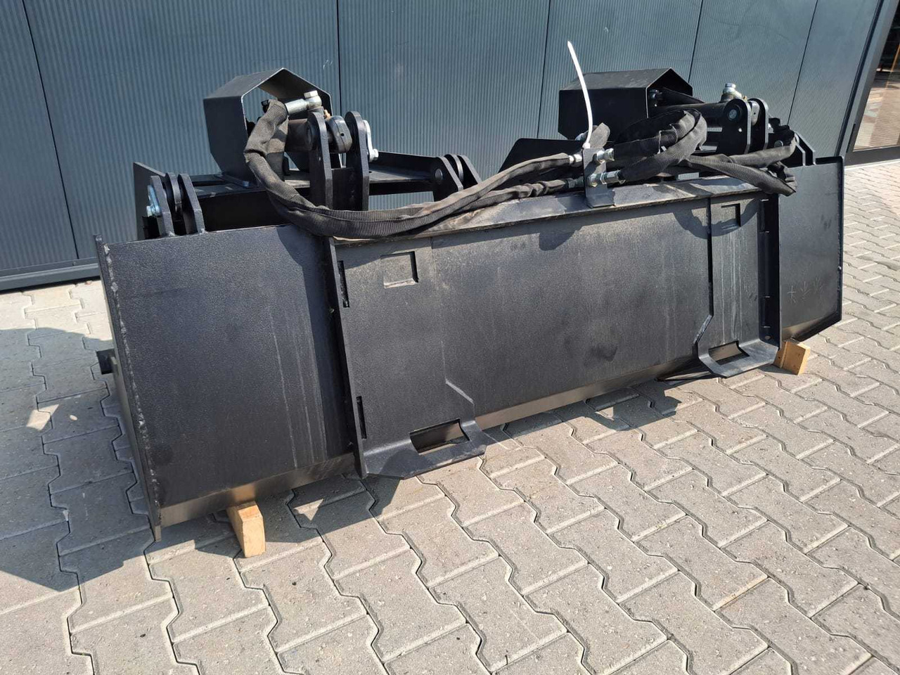 Rhino-cross Grapple Bucket 72 inch - Dodatak za Građevinska mašina: slika 4 Rhino-cross Grapple Bucket 72 inch - Dodatak za Građevinska mašina: slika 4