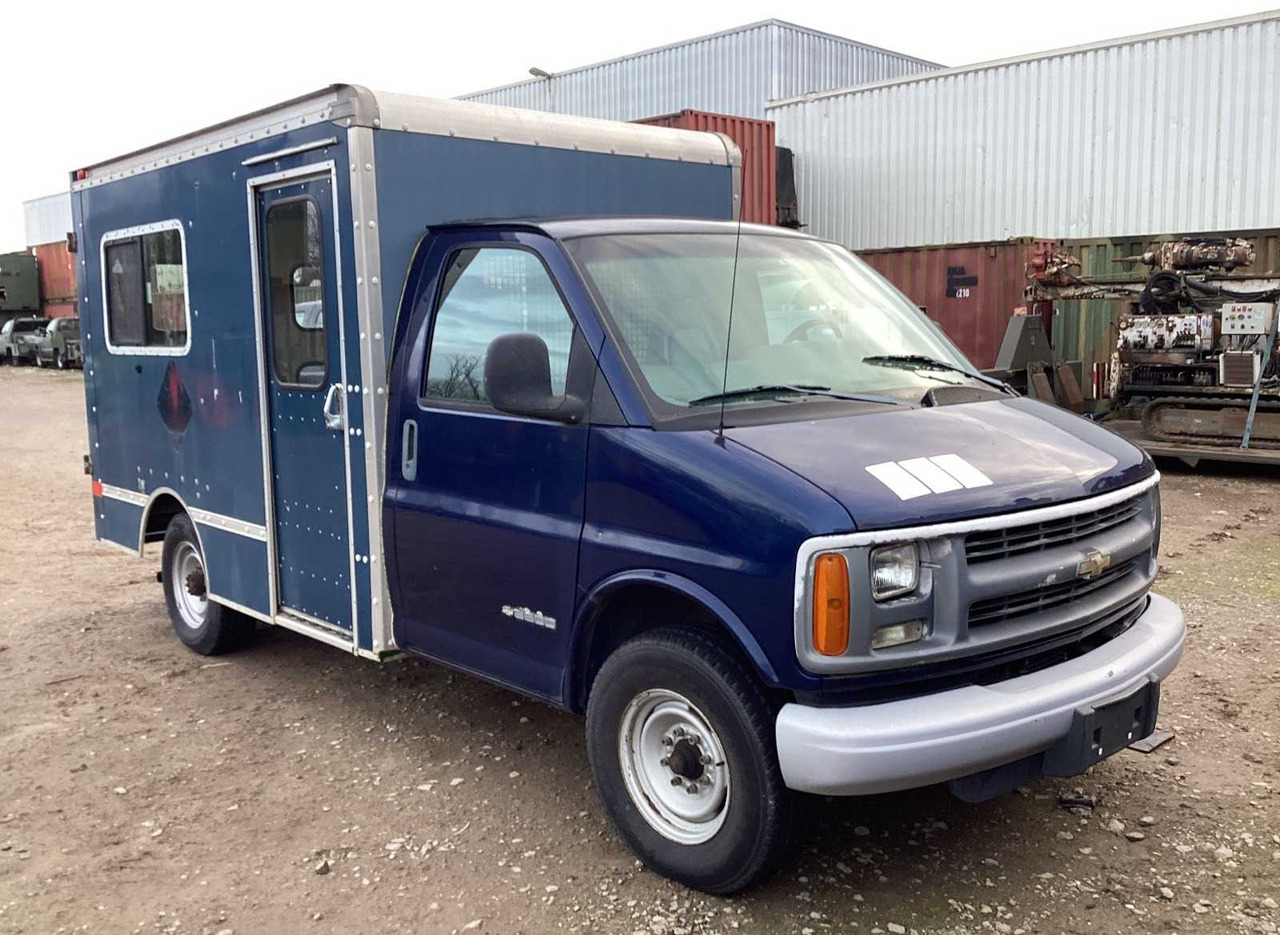 2002 CHEVROLET COMMERCIAL VEHICLE - Dostavno vozilo: slika 2 2002 CHEVROLET COMMERCIAL VEHICLE - Dostavno vozilo: slika 2